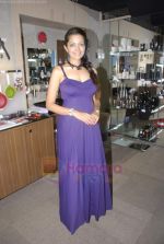 Sheena Chohan at Ira Dubey_s store launch in Chowpatty, Mumbai on 9th Aug 2011 (28).JPG